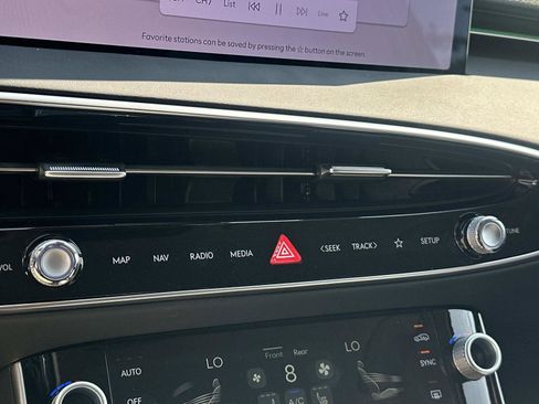 New 2026 Genesis GV70 2.5T AWD/4WD image 13