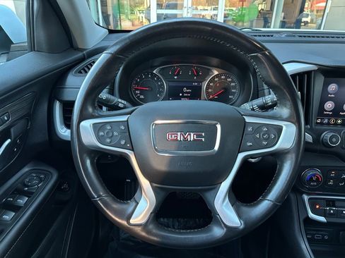 Used 2022 GMC Terrain SLT image 20