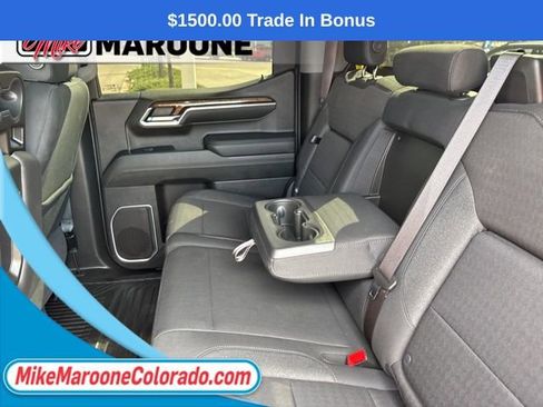 Used 2024 GMC Sierra 1500 Elevation image 18
