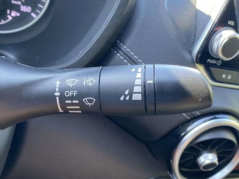 Used 2024 Nissan Sentra SV FWD image 22