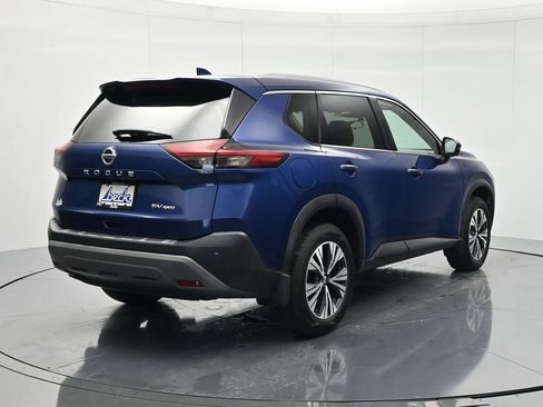 Certified 2021 Nissan Rogue SV w/ Premium Package AWD/4WD image 5
