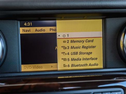 Used 2012 Mercedes-Benz SLK 250 image 30