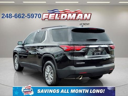 Used 2023 Chevrolet Traverse LT FWD image 3