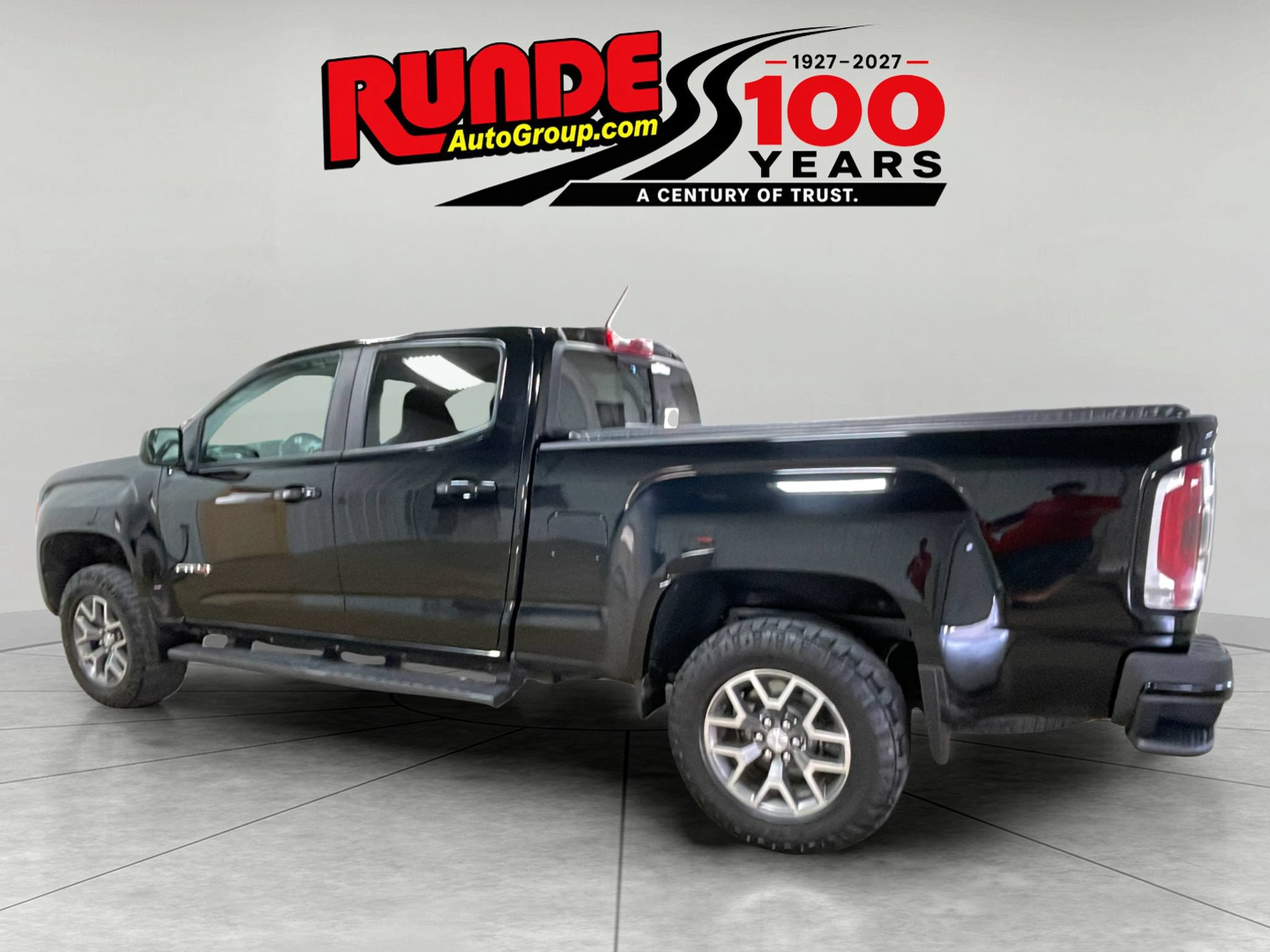 Used 2022 GMC Canyon AT4 AWD/4WD image 3