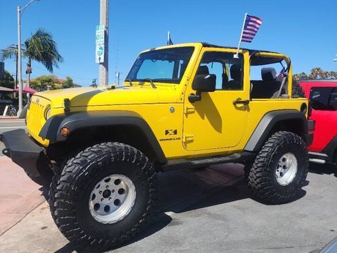 Used 2009 Jeep Wrangler X AWD/4WD image 18