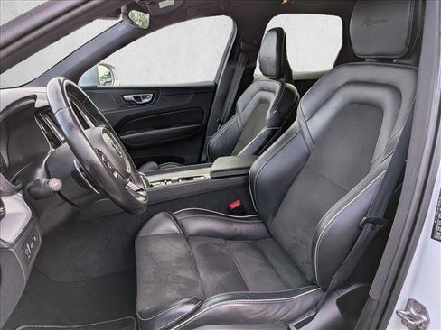 Used 2019 Volvo XC60 T8 R-Design AWD/4WD image 17