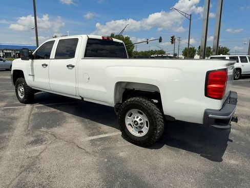 Used 2019 Chevrolet Silverado 2500 W/T w/ Snow Plow Prep Package AWD/4WD image 6