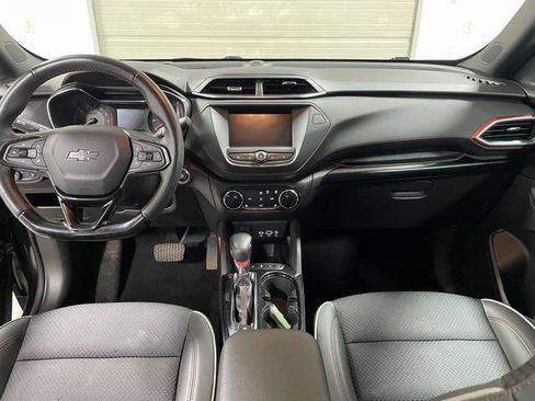 Used 2023 Chevrolet TrailBlazer RS AWD/4WD image 13