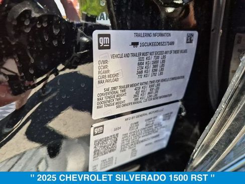 Used 2025 Chevrolet Silverado 1500 RST w/ Rally Edition AWD/4WD image 36