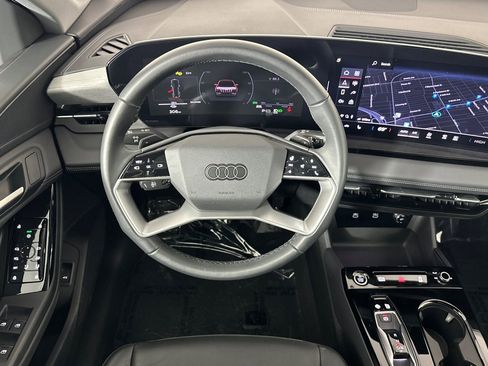 Used 2025 Audi Q6 e-tron Premium w/ Convenience Package image 13
