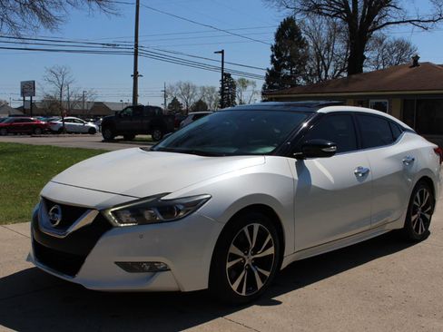 Used 2016 Nissan Maxima 3.5 SL image 5
