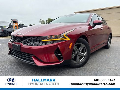 Used 2022 Kia K5 LXS FWD image 1