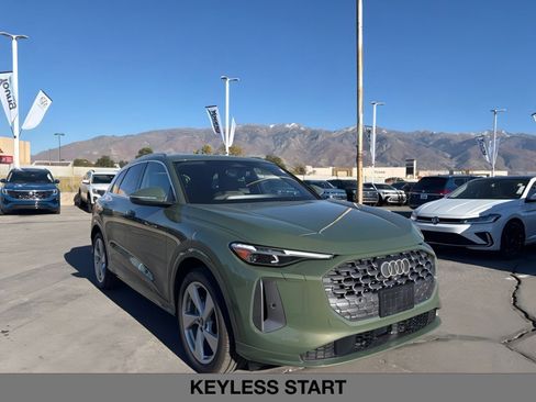 New 2025 Audi Q5 Prestige image 2