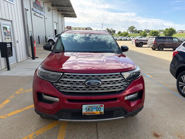 Certified 2022 Ford Explorer Limited w/ Equipment Group 301A AWD/4WD image 8