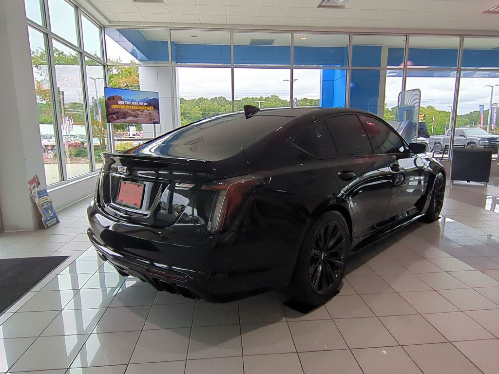 Used 2024 Cadillac CT5 V Blackwing w/ Driver Assist Package RWD image 3