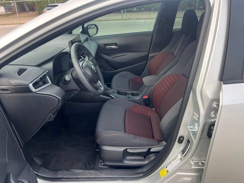 Used 2026 Toyota Corolla SE FWD image 8