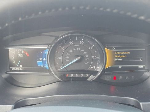Used 2017 Ford Explorer XLT w/ Equipment Group 202A FWD image 14