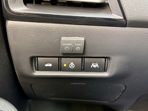New 2026 Nissan Sentra SR w/ SR Premium Package FWD image 24