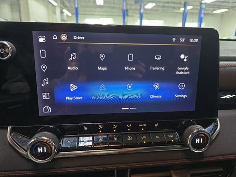 Used 2023 Chevrolet Colorado Z71 w/ Z71 Convenience Package 2 image 24