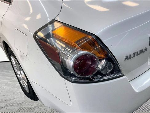 Used 2011 Nissan Altima 2.5 S FWD image 22