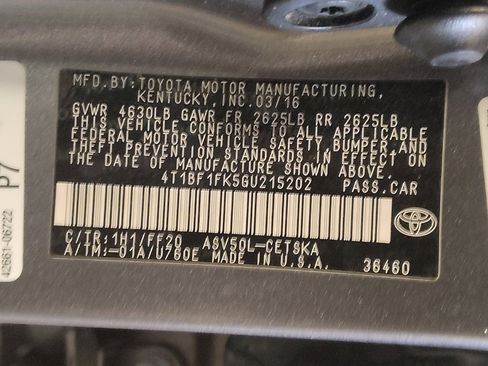 Used 2016 Toyota Camry SE image 33