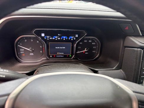 Used 2021 GMC Yukon Denali w/ Denali Premium Package AWD/4WD image 15