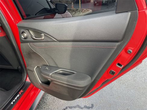 Used 2019 Honda Civic Type R image 22