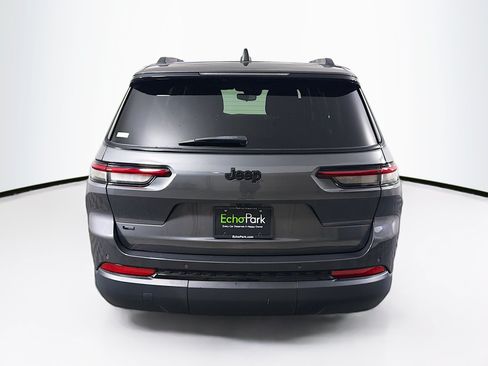 Used 2023 Jeep Grand Cherokee L Laredo RWD image 7