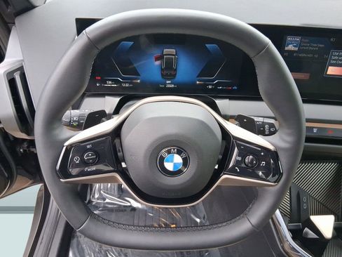 Used 2025 BMW X3 xDrive30i w/ Convenience Package image 17