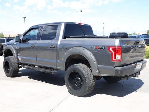Used 2015 Ford F150 XLT AWD/4WD image 4