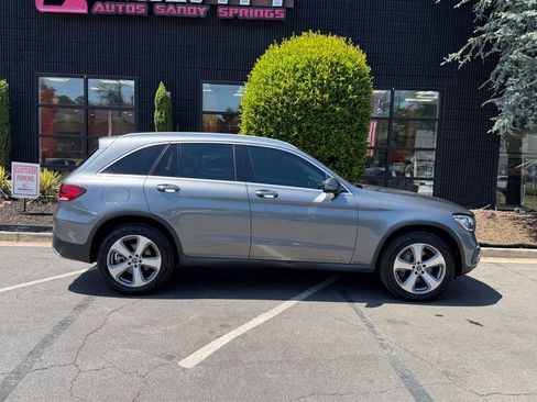 Used 2020 Mercedes-Benz GLC 300 w/ Parking Assistance Package image 24