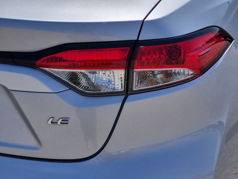 Certified 2025 Toyota Corolla LE FWD image 22