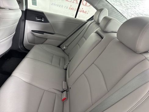 Used 2015 Honda Accord EX-L image 13