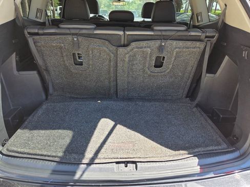 Used 2018 Volkswagen Atlas SE FWD image 25