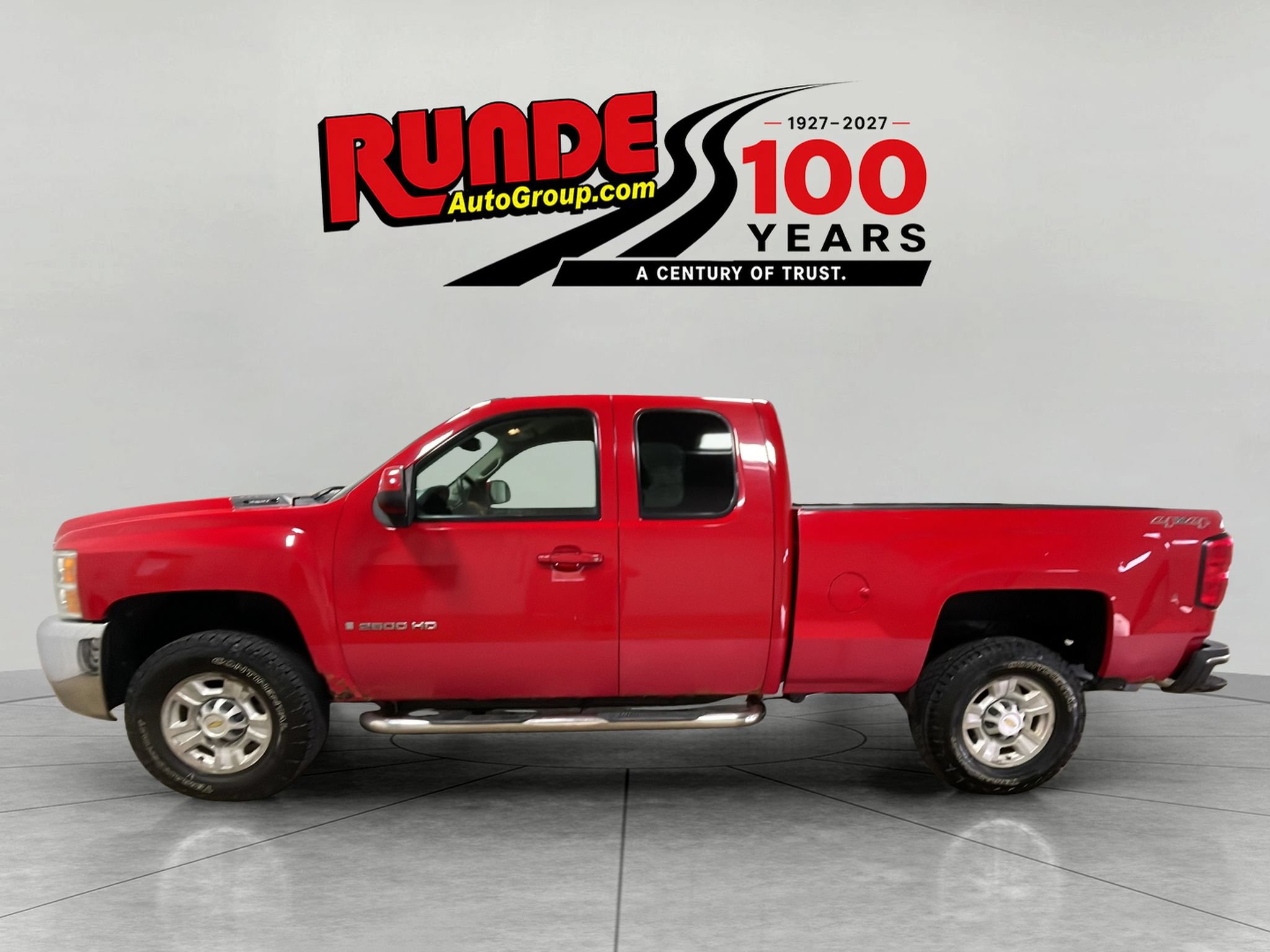 Used 2009 Chevrolet Silverado 2500 LTZ w/ LTZ Plus Package AWD/4WD image 2