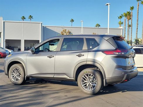 New 2026 Nissan Rogue S image 4
