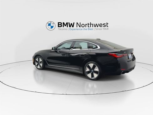 Used 2025 BMW i4 xDrive40i w/ Parking Assistance Package image 12