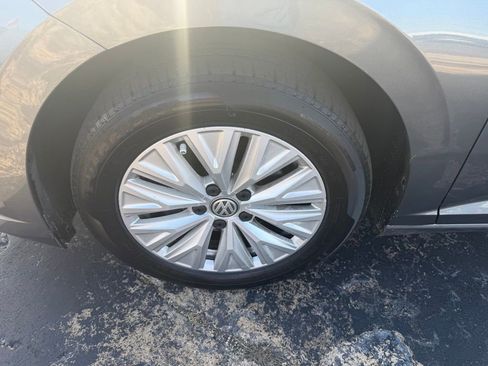 Used 2019 Volkswagen Jetta S w/ Driver Assistance Package image 10