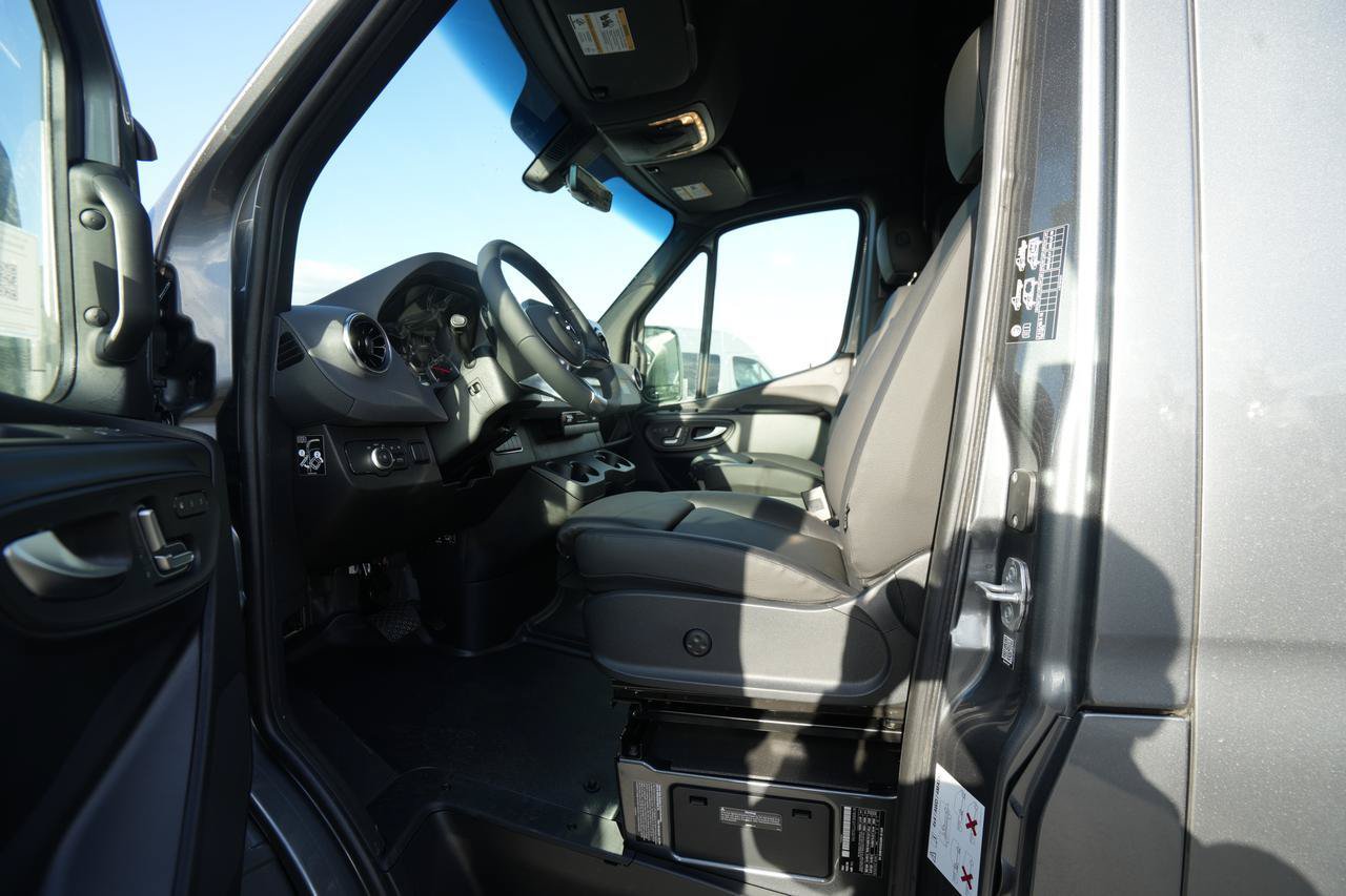 New 2026 Mercedes-Benz Sprinter 3500 image 21