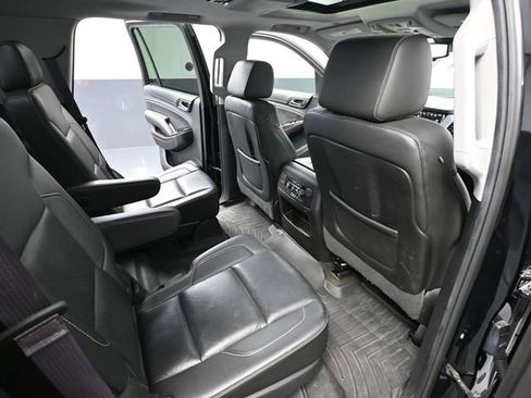 Used 2016 GMC Yukon SLT w/ Premium Edition AWD/4WD image 59