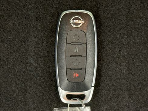 Used 2023 Nissan Rogue SV AWD/4WD image 21