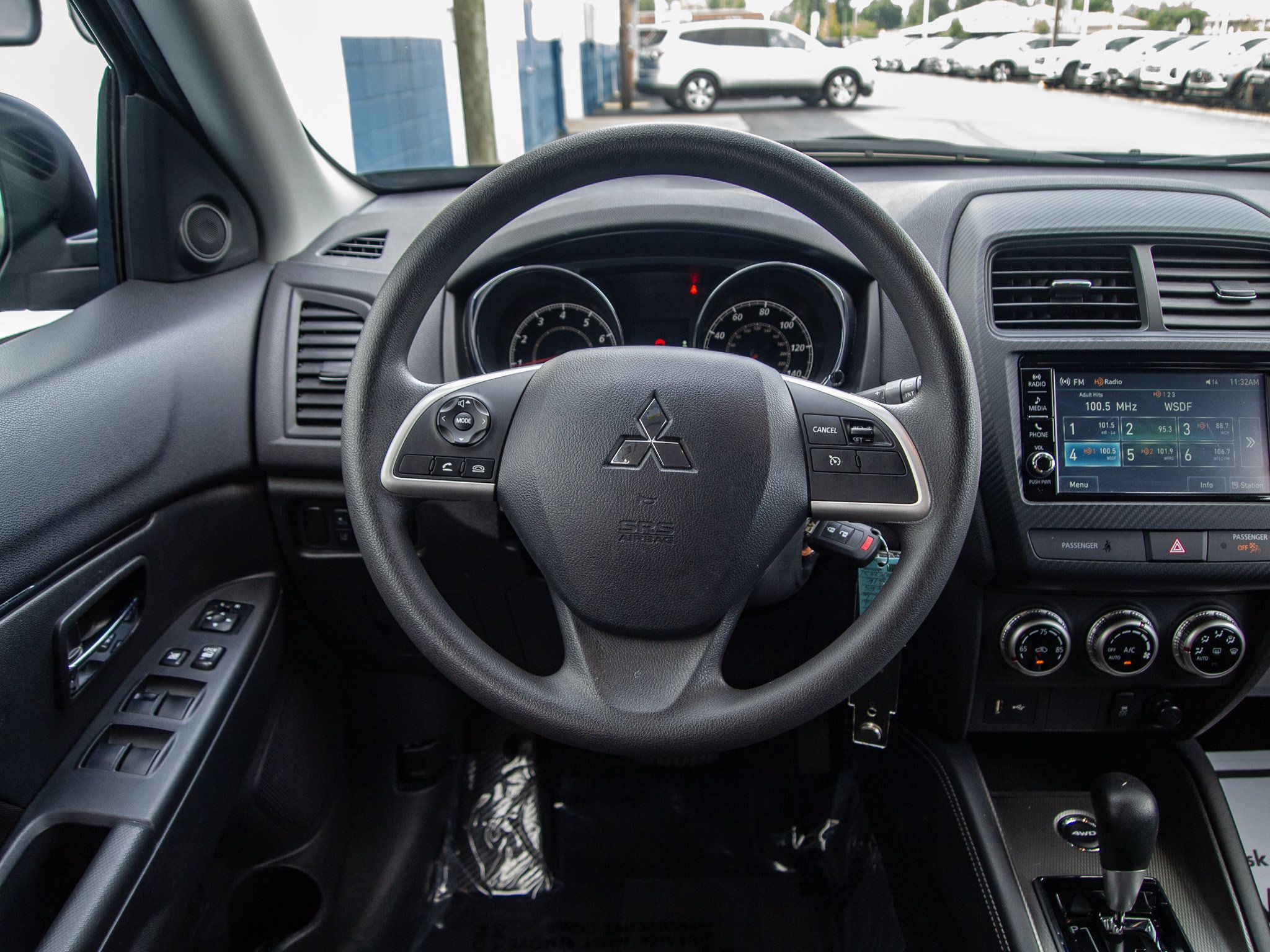 Used 2025 Mitsubishi Outlander Sport ES AWD/4WD image 21