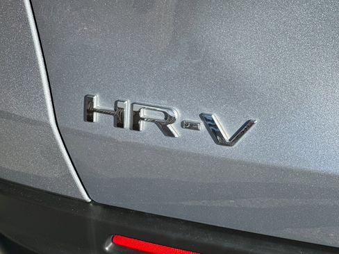 Used 2023 Honda HR-V LX image 21