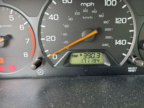 Used 2019 Honda Civic Sport image 3