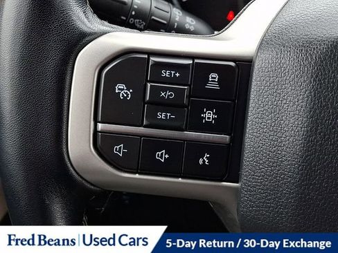 Used 2024 Ford Expedition Limited AWD/4WD image 25