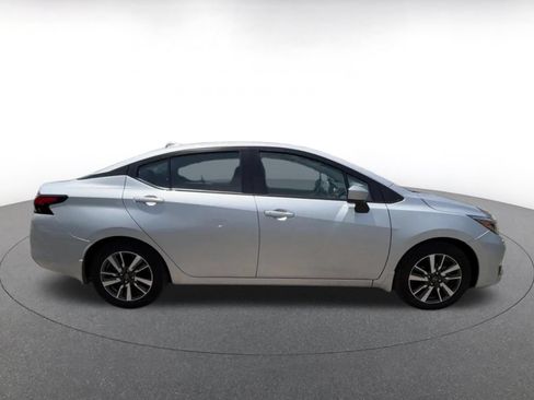 Used 2025 Nissan Versa SV w/ Trunk Package FWD image 16