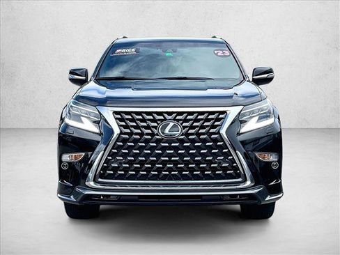 Used 2023 Lexus GX 460 Premium w/ Accessory Package AWD/4WD image 3
