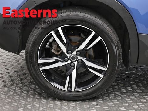 Used 2020 Volvo XC40 T5 R-Design AWD/4WD image 30