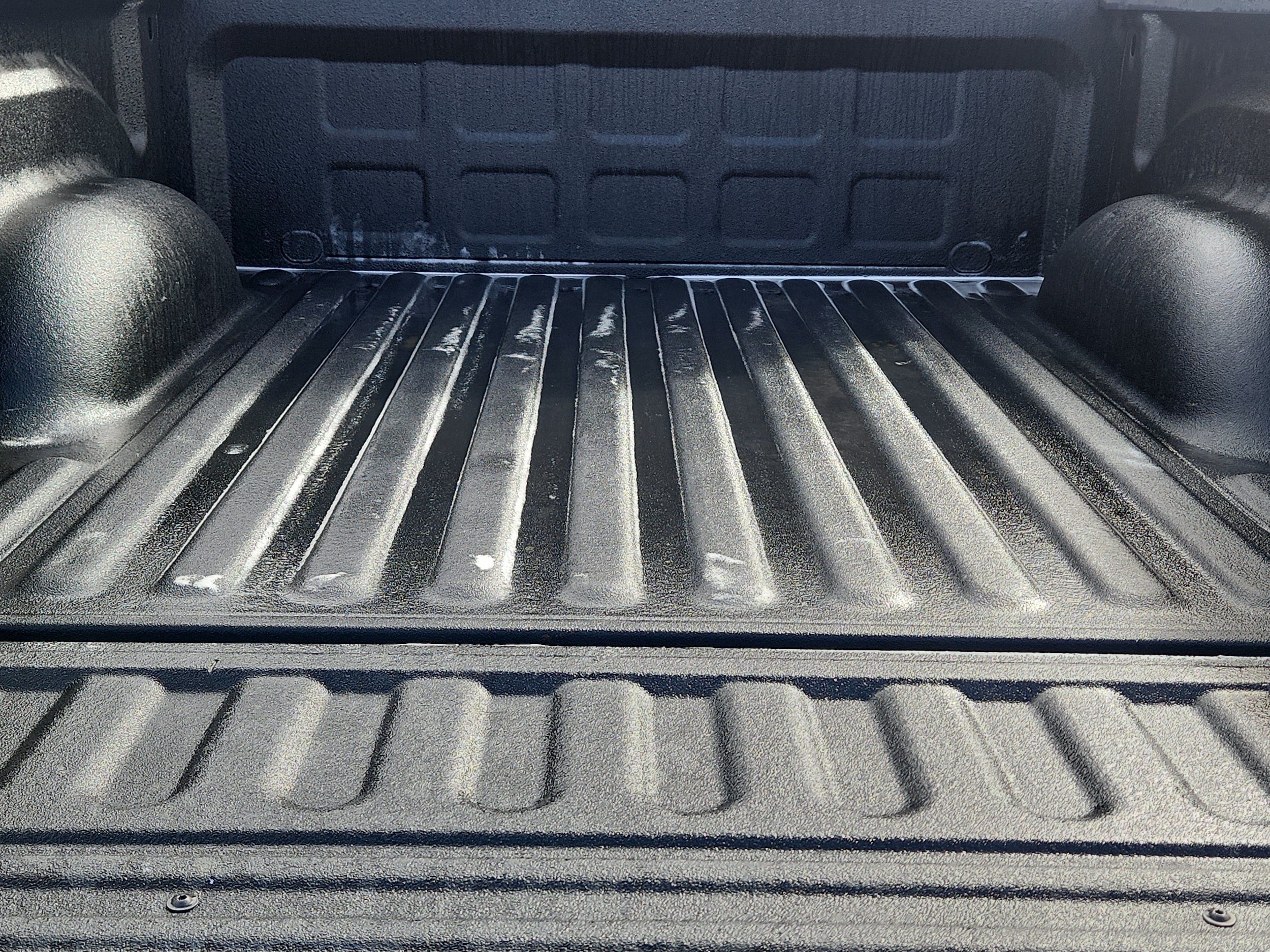 Used 2018 RAM 1500 Laramie w/ Protection Group AWD/4WD image 27