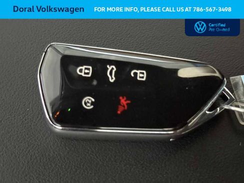Certified 2024 Volkswagen Atlas Cross Sport SE FWD image 28